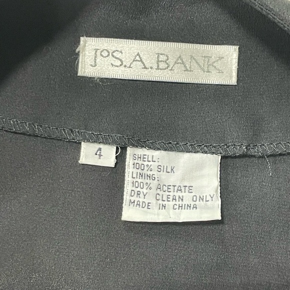 Vintage Jos A Banks Black Short sleeve knee length 100% silk dress size 4 - Picture 4 of 6